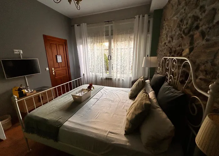 Casa San Nicolas Gæstehus Molinaseca